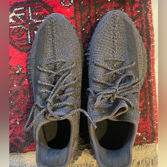 YEEZY Boost 350 Reflective 2019 Adidas Gray Sneakers 9.5 Men’s / 11 women’s - Picture 3 of 11